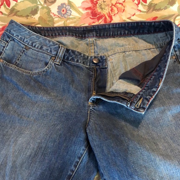 TALBOTS size 16W Boyfriend Jeans
Flat front classic blue 100% cotton $99 LikeNEW - Picture 8 of 13